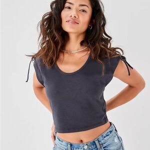 🌻NEW NWOT  AE American Eagle Gray Cinch Shoulder Tee Size XL